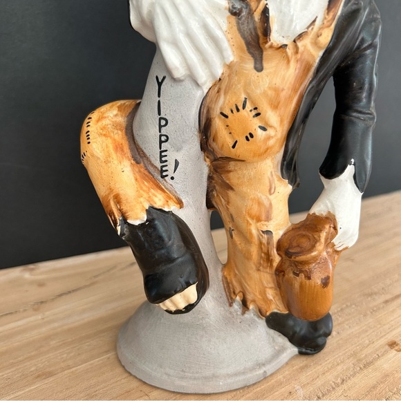 Vintage Clown Figurine with Traffic Light - Picture 5 of 6